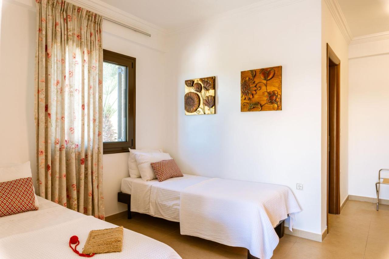 3Aktes Suites & Studios ซิโวตา ภายนอก รูปภาพ